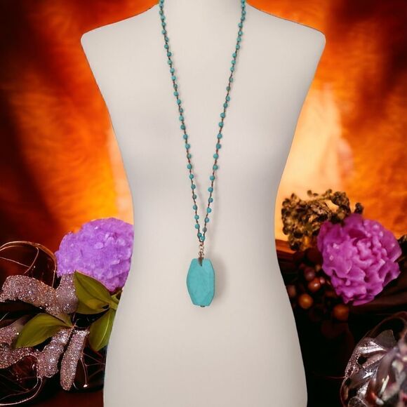 Sequin Brand Faux Turquoise Pendant Necklace Beaded Bohemian Witchy Hippie Boho - Picture 13 of 15